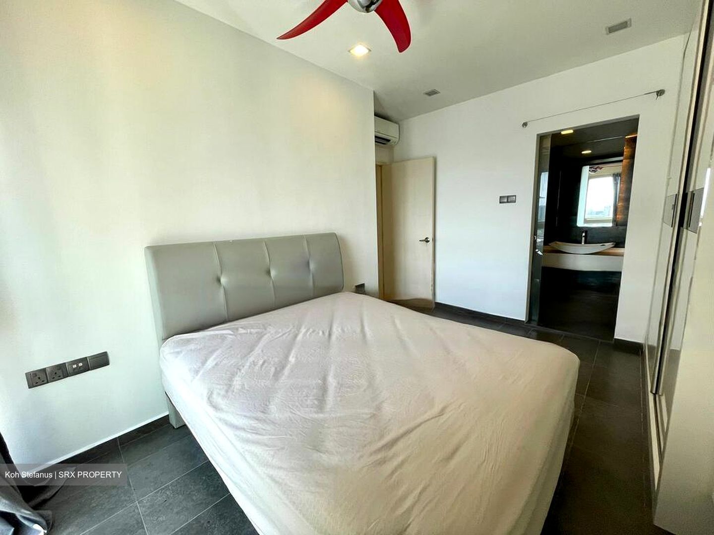 Trellis Towers (D12), Condominium #464382031